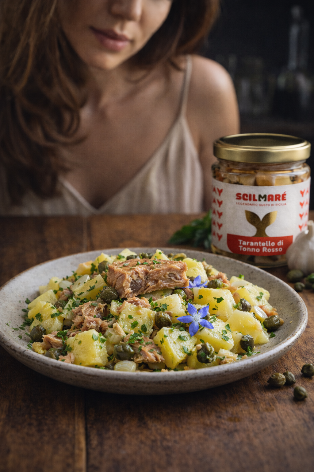 Insalata di patate con tonno Scilmarè e aglio fresco